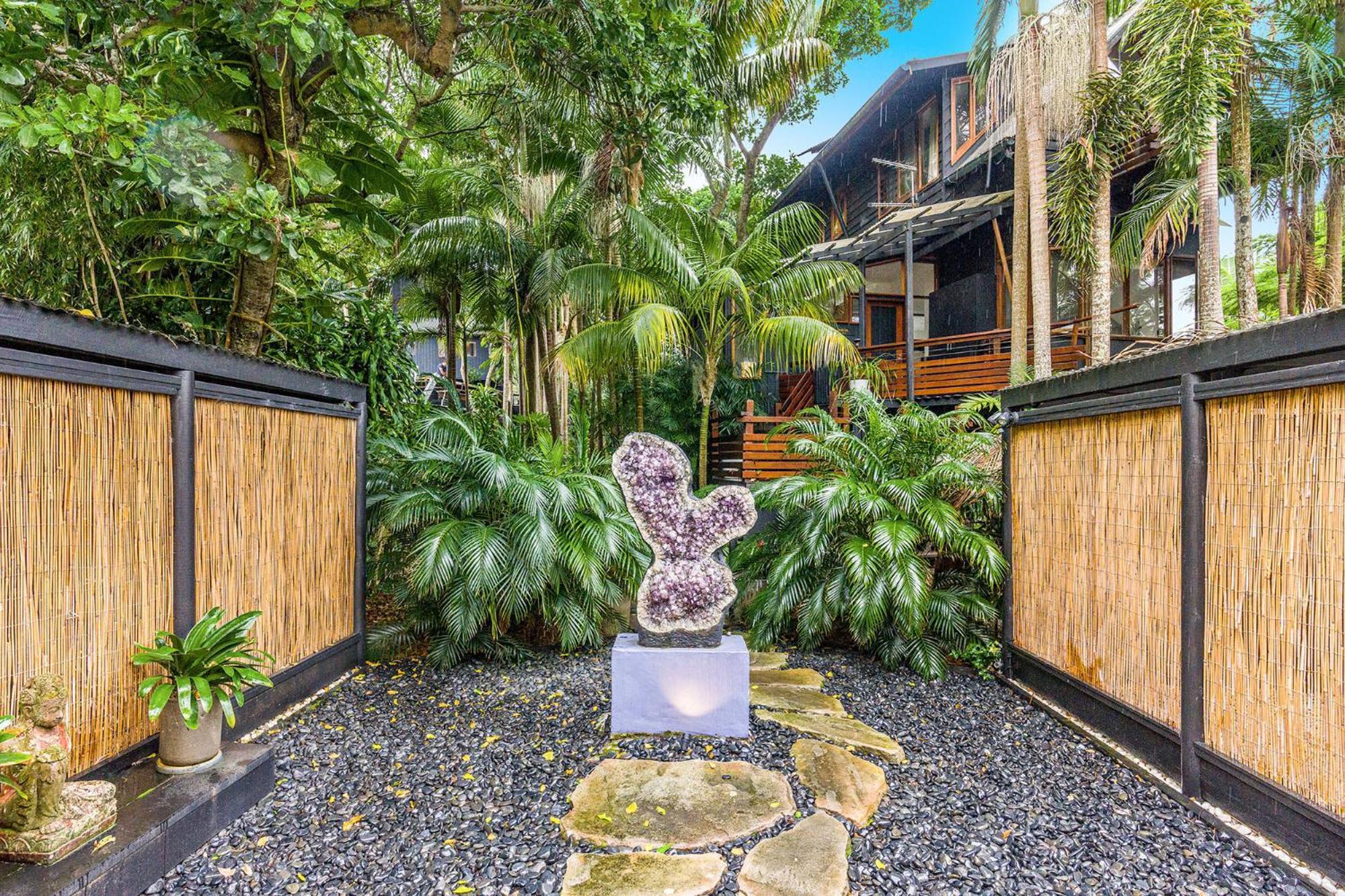 Shambhala @ Byron Hotel Byron Bay Exterior photo